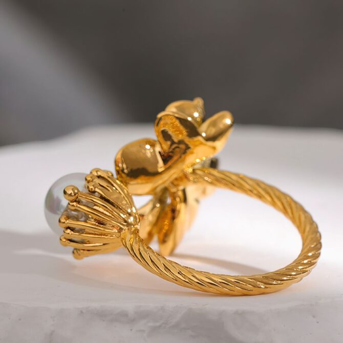 Anillo Ajustable De Flor De Perla Chapado En Oro De 18k 13