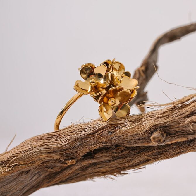 Anillo Ajustable Flores Chapado En Oro 18k 9