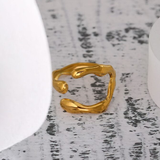 Anillo Ajustable Orgánico Chapado En Oro De 18k 10