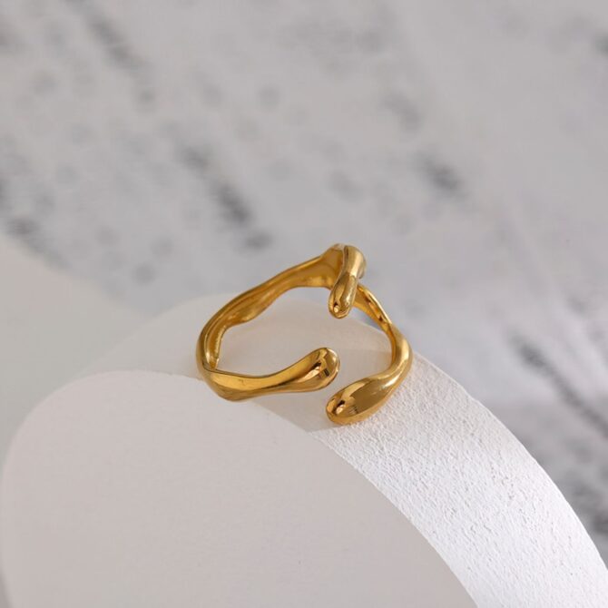 Anillo Ajustable Orgánico Chapado En Oro De 18k 11