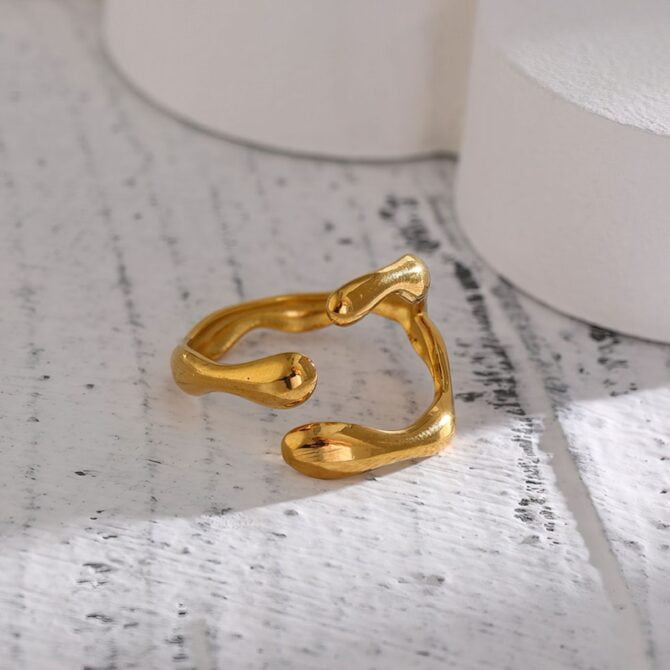 Anillo Ajustable Orgánico Chapado En Oro De 18k 7