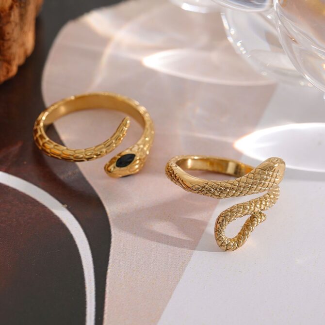 Anillo Ajustable De Serpiente Chapado En Oro De 18k 14