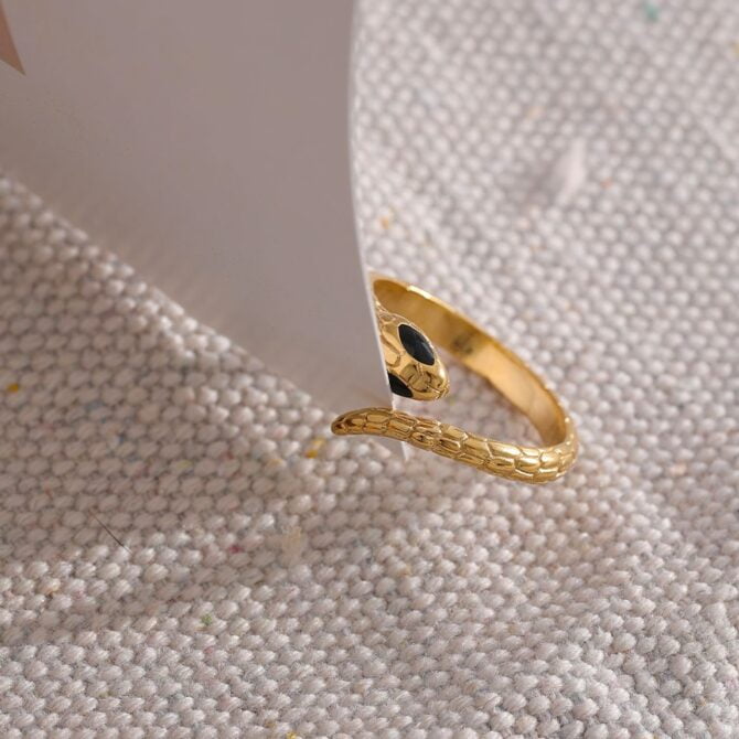 Anillo Ajustable De Serpiente Chapado En Oro De 18k 9