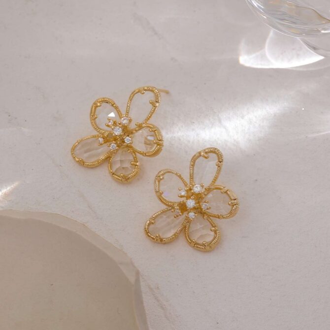 Pendiente Flor De Circonitas Chapado En Oro 18k 8