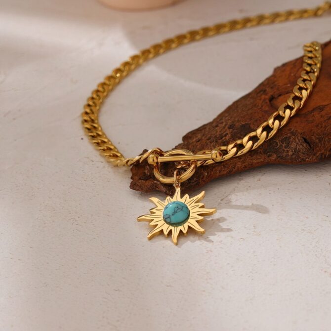 Collar De Cadena Con Colgante De Sol Turquesa Chapado En Oro De 18k 8