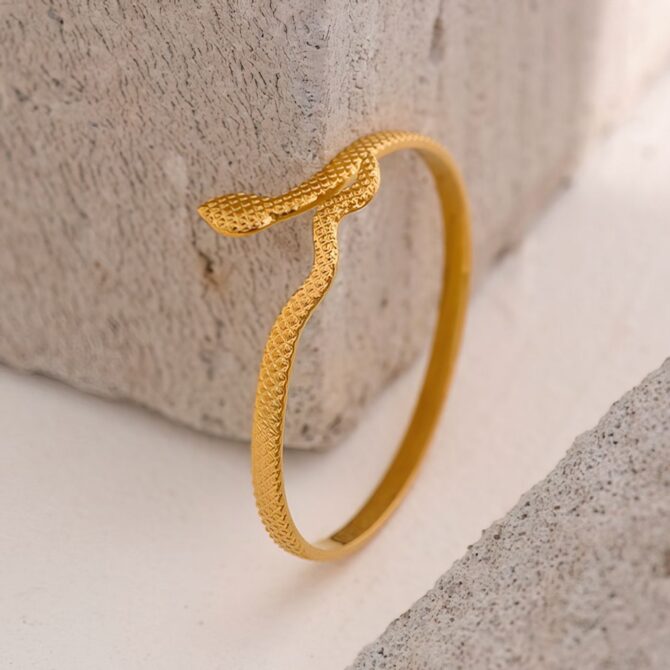 Pulsera De Serpiente Bañada En Oro De 18k 3