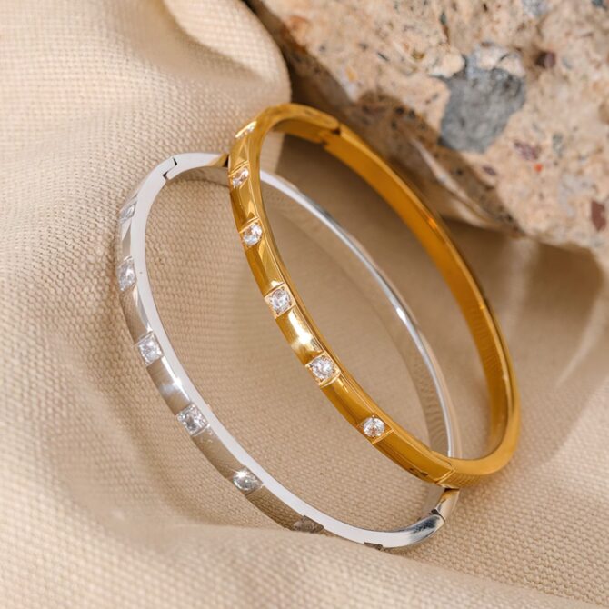 Pulsera De Circonitas Bañada En Oro De 18k 12