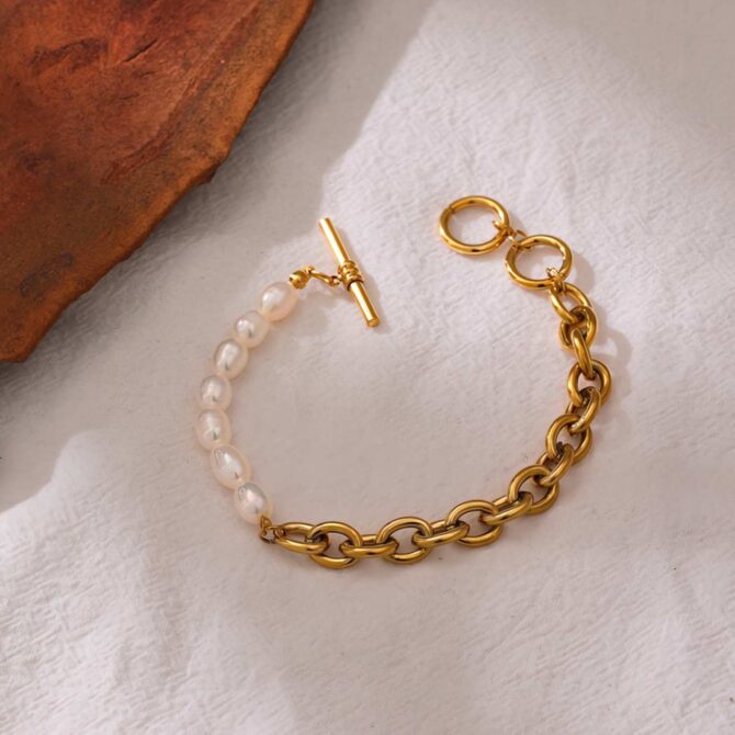 Pulsera Gruesa De Perlas Chapadas En Oro De 18k 3